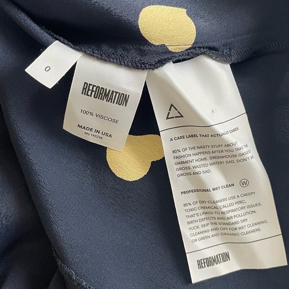 Reformation Emmy Skater Dress Size 0(XS) Heart Print Navy Blue - Picture 7 of 7